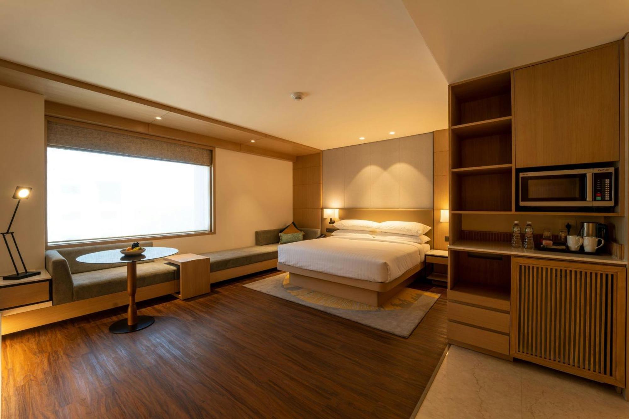 Courtyard By Marriott 巴罗达 外观 照片