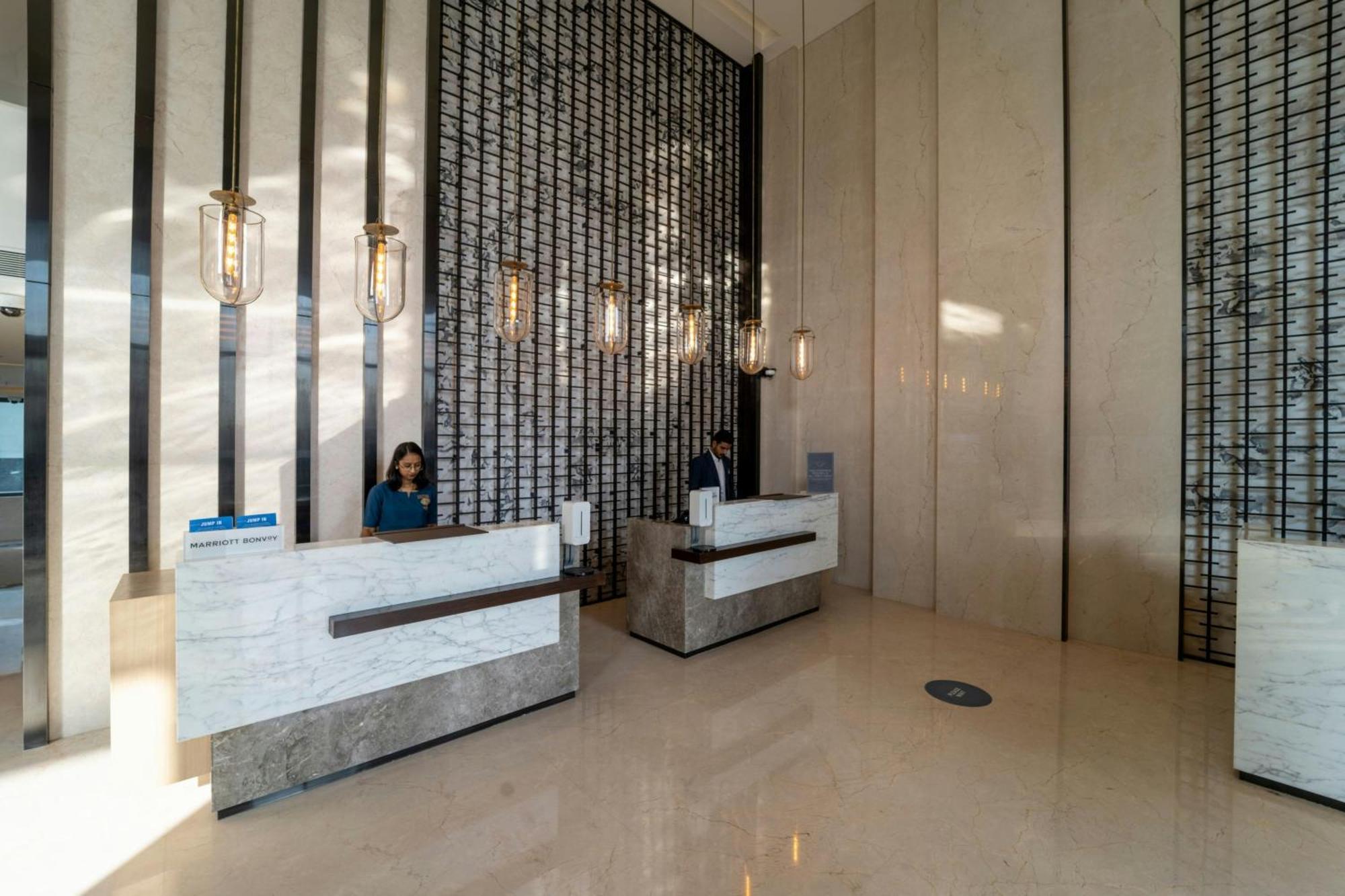 Courtyard By Marriott 巴罗达 外观 照片